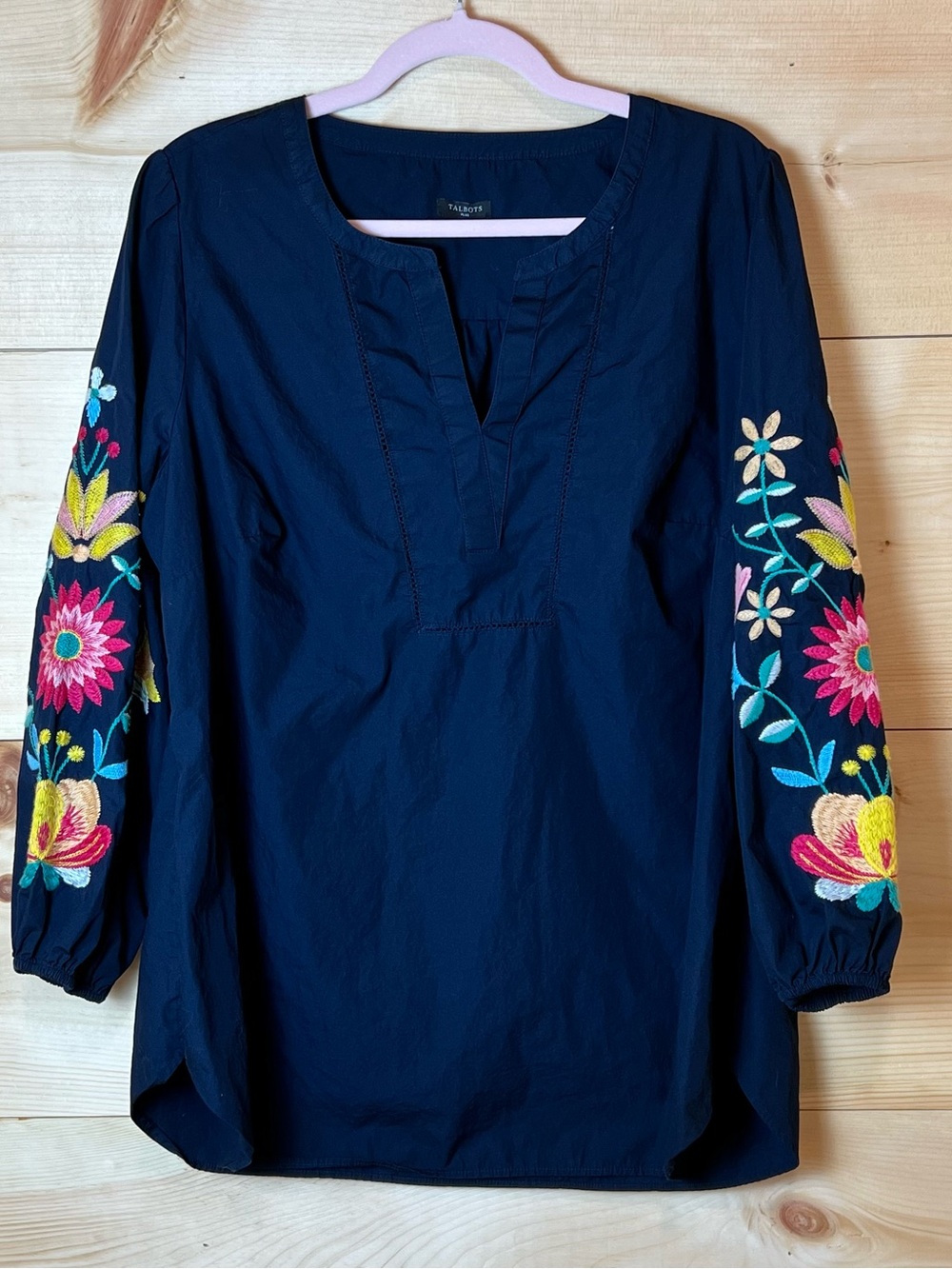 Talbots Navy Peasant Blouse w/Vibrant Floral Embroidered Sleeves - Boho Chic Fun